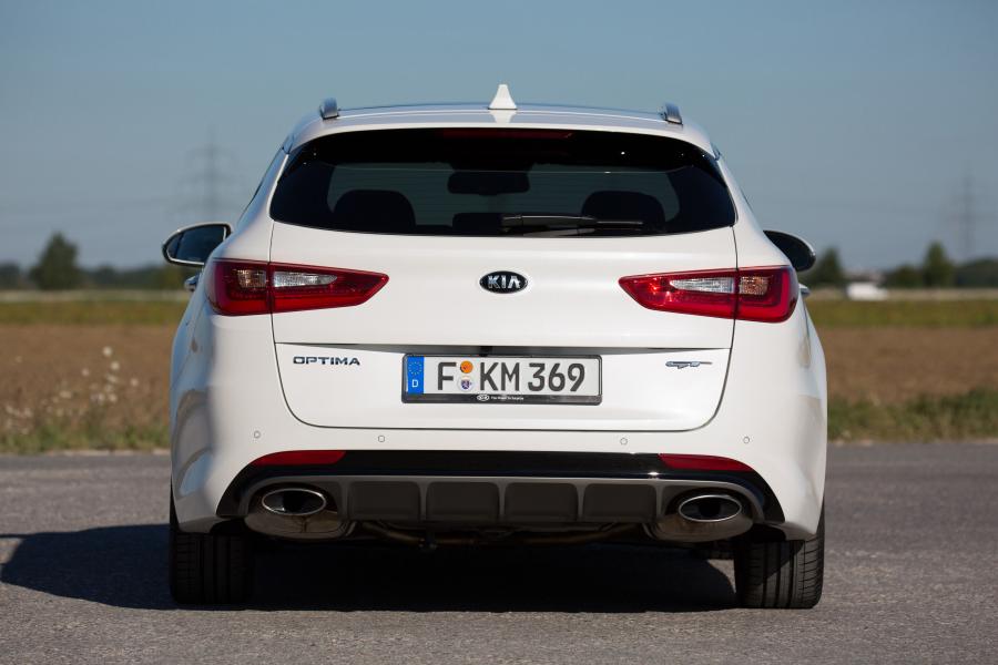  Kia Optima Sportswagon GT 2016 года  (фото 12 из 33)